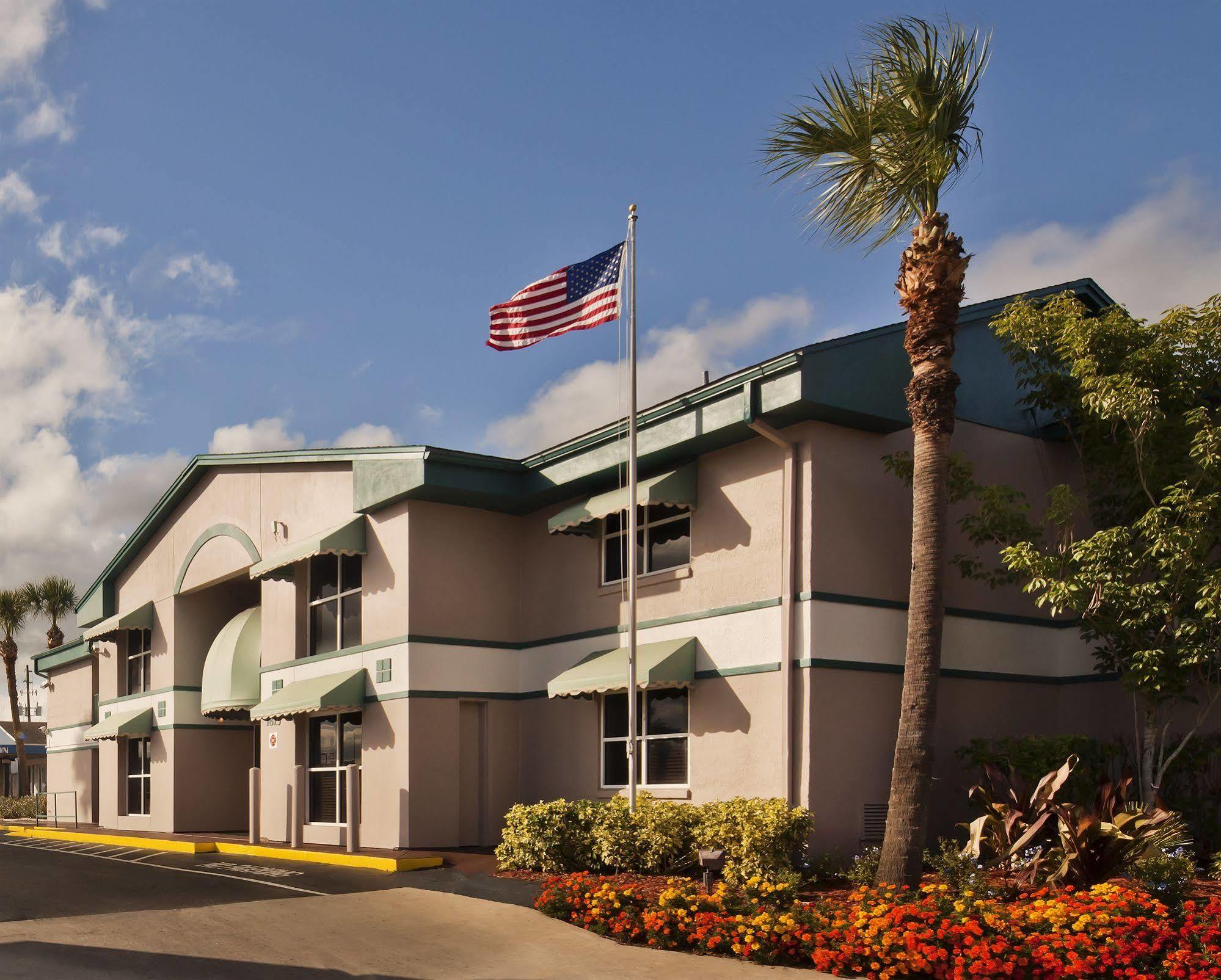 Motel Super 8 By Wyndham Kissimmee Exteriér fotografie